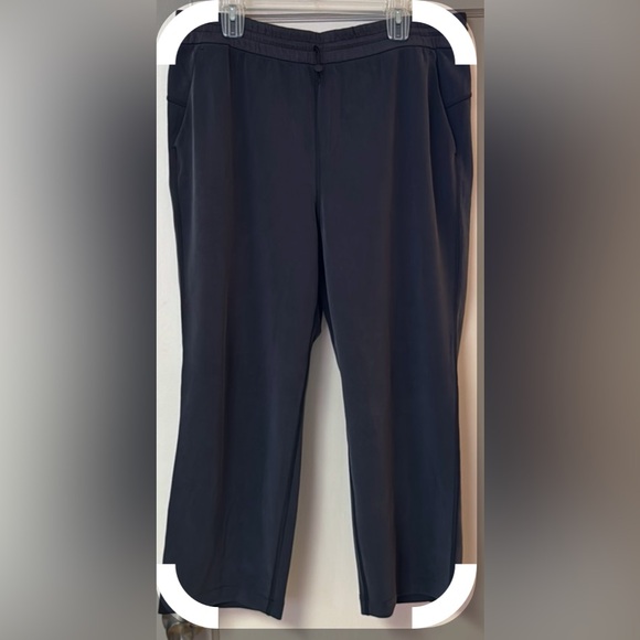 Lululemon Softstreme High-Rise Straight Leg Crop Pants Black/Charcoal Gray Sz 16 - Picture 15 of 15